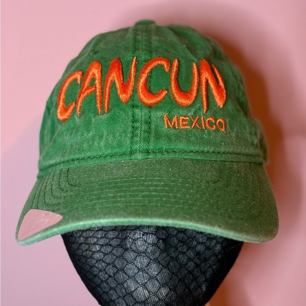 Cancun Mexico Green Baseball Cap